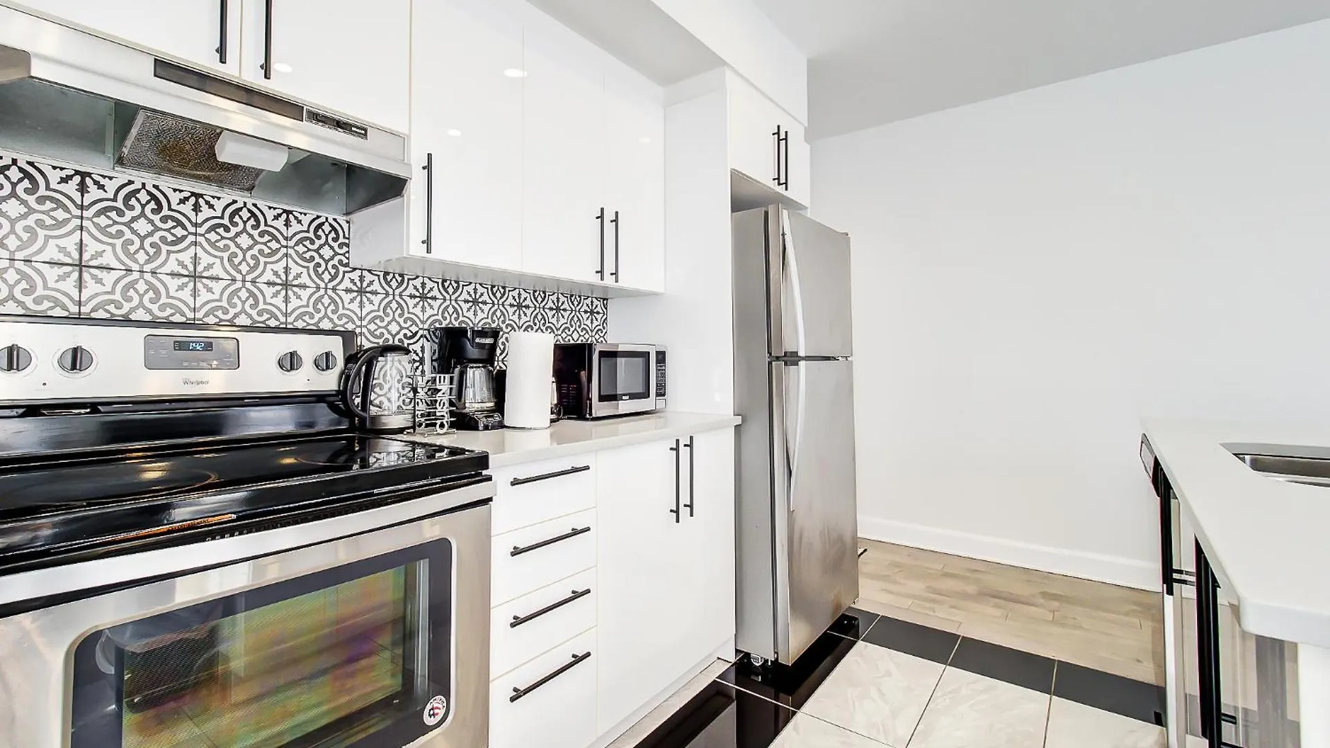 Glamorous 2-Bedroom Condo In Downtown Montreal 206 0*,  Canada